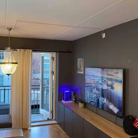 Apartment 40kvd Ap Walking Distance To Everything And Parking